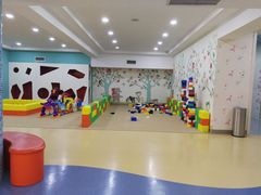 -乐悠游亲子游泳俱乐部