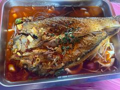 -丹水桥地锅鱼·翘嘴鲌·地方特色全鱼宴(丹江口大坝店)