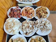 -东巴谷野生菌火锅餐厅
