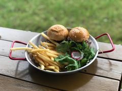 鹅肝汉堡-The BREW·酿餐厅(浦东嘉里大酒店)