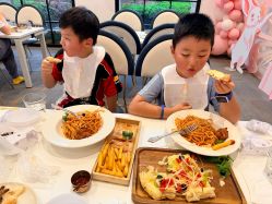 -奈尔宝·儿童乐园·亲子餐厅(星河湾店)