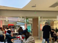 -奈雪的茶(亨特国际广场店)