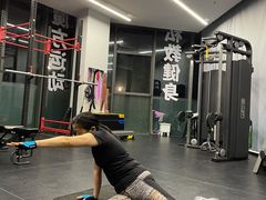 -汗水空间私教健身连锁(SM广场店)