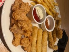 精选小吃三拼-菲滋意式餐厅(富阳东方茂店)