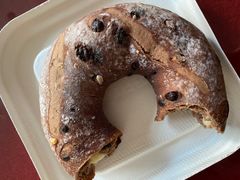 巧克力奶油圈-Juicy Bakery(大学路店)