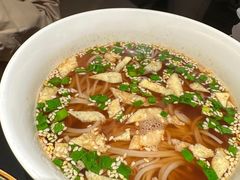 -鸽子侯·家宴·平价海鲜(绿地店)