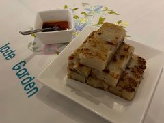 香煎腊味萝卜糕-翠园(兴业太古汇店)