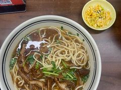 -小马牛肉面·牛骨熬制(南京博物院店)