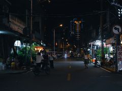 -溪岸路花鸟市场