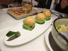 杏仁金沙球-富山虾饺点心餐厅(群光广场店)