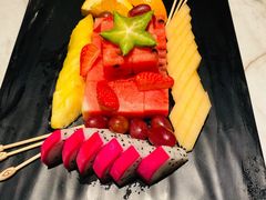 -The ROOF (通盈中心店)
