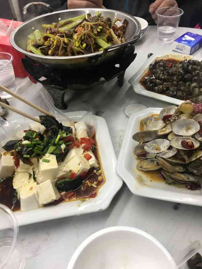 兄弟大排档-"上次来吃时,这里爆满,口味又淡又不好吃,.