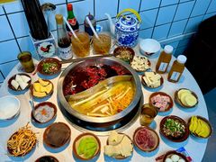 菌汤鸳鸯锅-芈重山老火锅(广州首店)