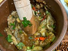 -老滇山寨•云南特色菜•地方菜•民族风情歌舞表演(金碧店)