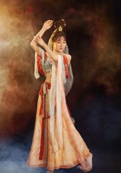 -玛奇朵婚纱摄影