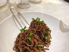 呛拌黑豆皮-人间采蜜(海信广场店)