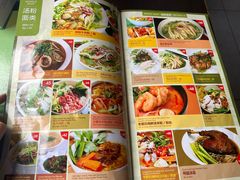 -大头虾越式风味餐厅(光明广场店)