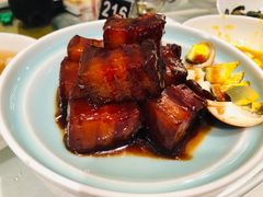 招牌红烧肉-老人和饭店(淮海中路店)