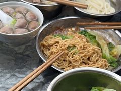 -溪畔老牌永定牛肉小吃(兴发大厦店)