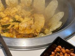 -地锅公社·现炒地锅鸡·地锅鱼·夜宵(罗锦路店)