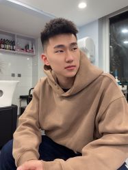 -15C7 男士理发馆 烫染专业店
