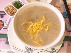 荔湾艇仔粥-彩蝶谷美食廊·粤式经典南番顺·铁板烧烤泰风味(广州长隆酒店)