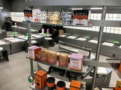 -沪上阿姨·臻选茶饮(上海环球港店)