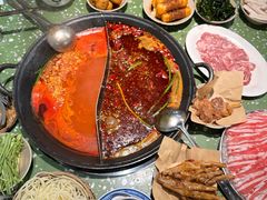 -五里关火锅(上海鑫耀·光环Live店)