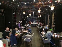 -钟书阁(松江泰晤士小镇店)