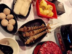 -鲜入围煮花胶鸡海鲜火锅