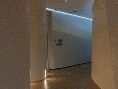 -涨巢·潮玩水疗局