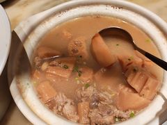 排骨煨莲藕汤-佬麻雀·新湘菜(珠海金发购物中心店)