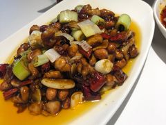 宫保鸡丁-夫妻肺片·中华老字号·正宗川菜(春熙路店)
