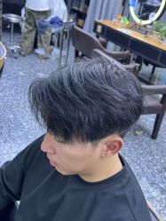 -藤野造型专业烫染接发