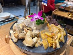 -一朵菌·野生菌探索家火锅(南亚店)