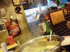 -鲜入围煮花胶鸡海鲜火锅