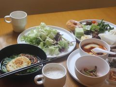 -全季酒店(重庆李子坝牛角沱地铁站店)