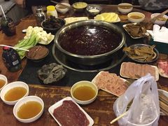 -邓莽子老火锅(中兴路总店)