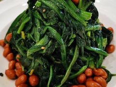 果仁菠菜-鑫巴蜀小镇 · 水煮鱼专研店(玉桥店)