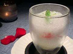 柑橘奶油酸乳冻配青柠泡沫-弦月窗LUNETTE BY AMANDA(复兴路店)