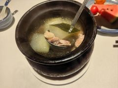 -八府香鸭·啫啫煲(华山路店)