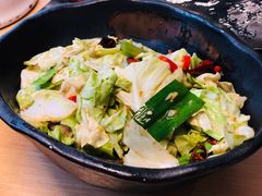 手撕包菜-关东小磨东北菜(上海长风大悦城店)