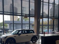 -上海普陀宝诚MINI4S店(红柳路店)