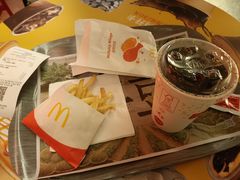 -麦当劳(新王府井店)