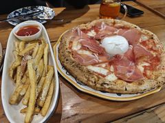鲜奶酪火腿披萨-Mammamia意大利餐厅(古北店)
