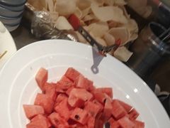 -老码头黑皮肘子锅包肉(赣水路店)