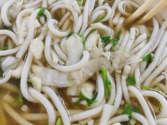 -花溪王记牛肉粉(四季花溪商场店)