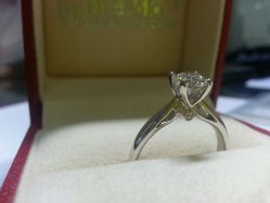 -威德钻石-克拉钻大本营(南京东路店)