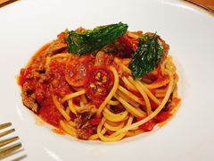 -POKEE VIA&Brunch·维娅(重庆来福士店)