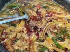 -黔有有贵州酸汤夺夺粉火锅(五味十字店)